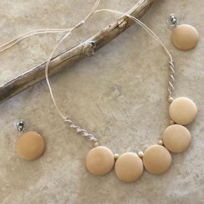 Natural Necklace and Earrings, Roun..