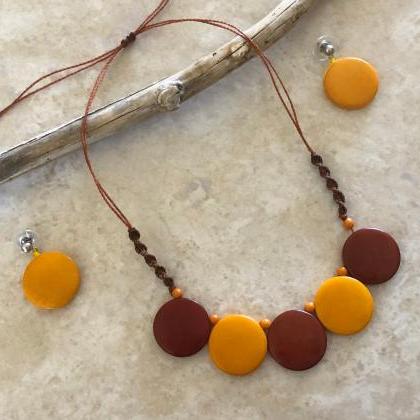 Bicolor Necklace and Earrings, Roun..