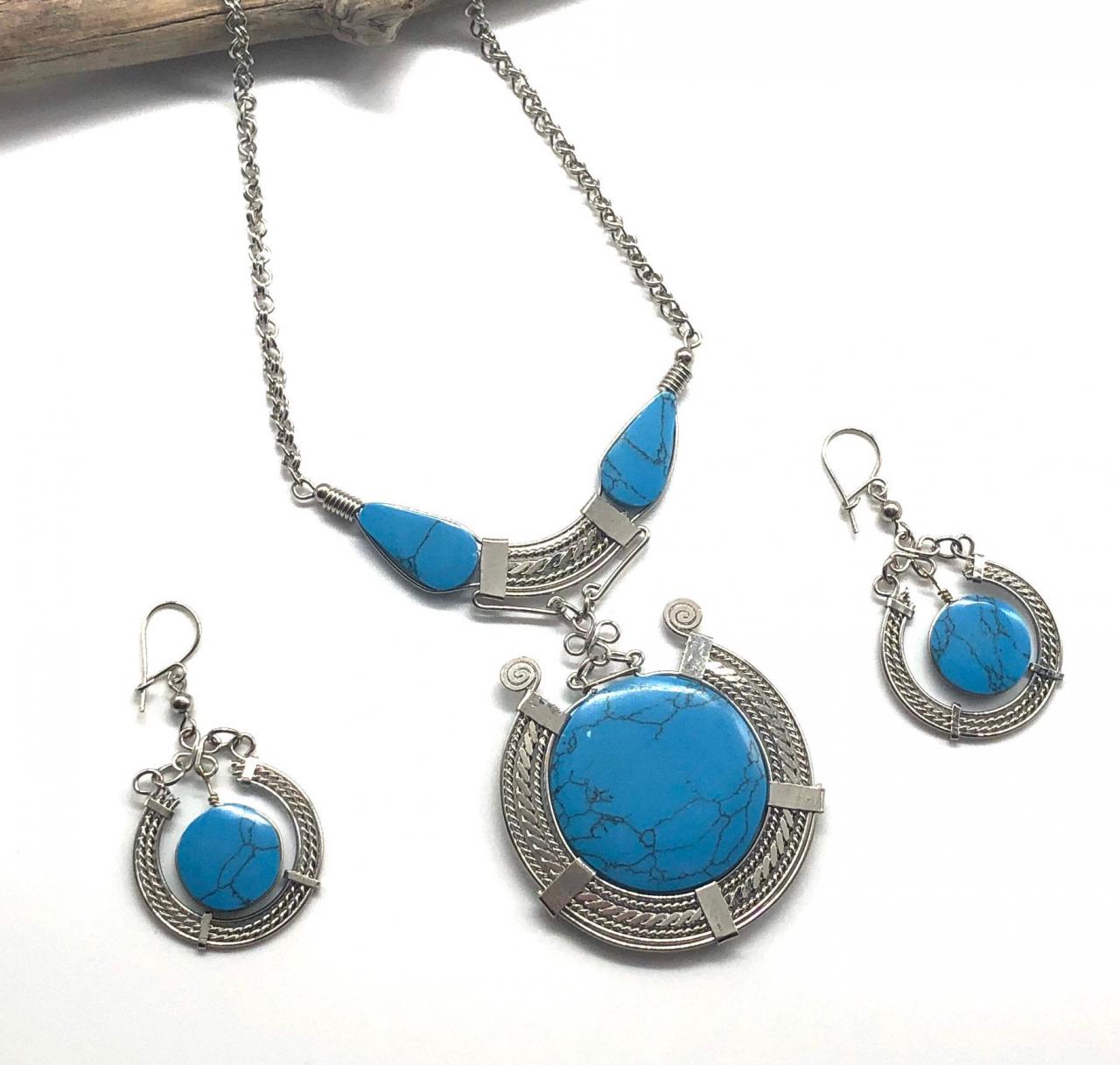 Turquoise Medallion Necklace And Earrings, Blue Neck Geometric Necklace, Round Shape Necklace, Minimalist Necklace, Handmade Neck