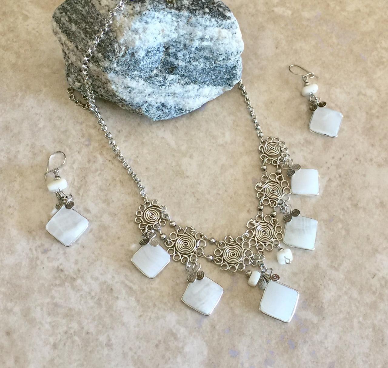 Peruvian Opal Necklace, Diamond Shape Necklace, Geometric Necklace, White Necklace, Alpaca Silver Necklace, Handmade Necklace, Ethnic Neck