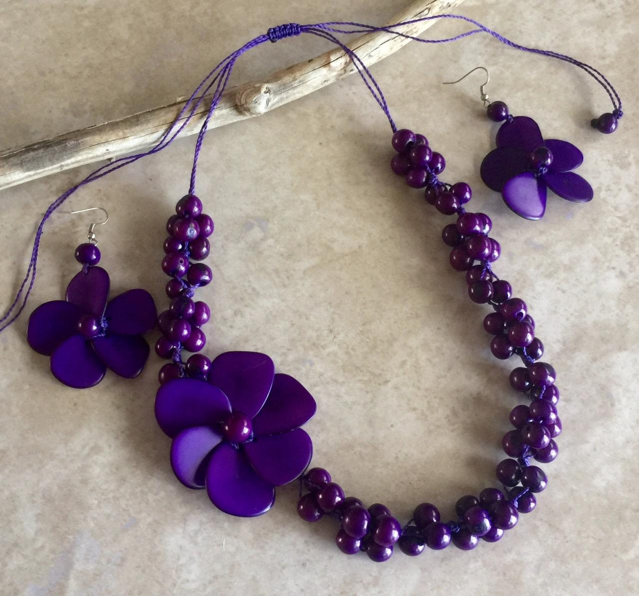 ! Purple Flower Tagua Nut Necklace And Earrings, Acai Seed Necklace, Statement Necklace, Strand Neck, Chunky Neck, Adjustable Necklace