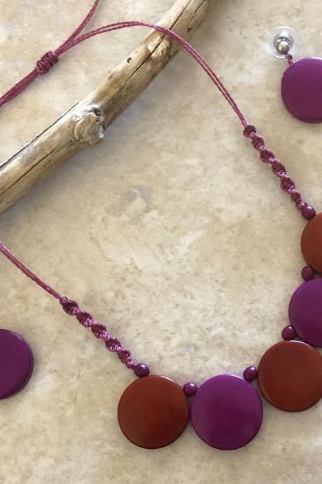 Bicolor Tagua Nut Statement Necklace and Earrings Set, Geometric Necklace, Round Shape Necklace, Minimalist Necklace, Plum Neck, Brown Neck