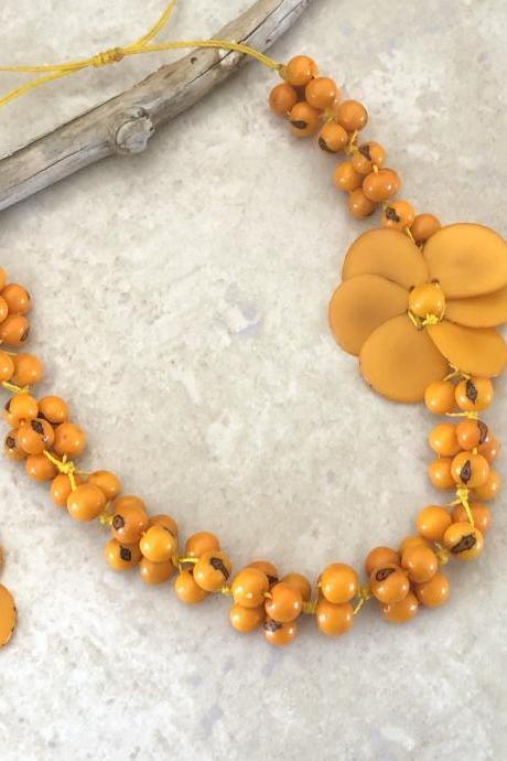 Amber Tagua Necklace and Earrings, Acai Seeds Necklace, Statement Necklace, Summer Necklace, Vegan Necklace, Beach Necklace, Flower Neck,