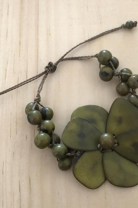 Olive Green Flower Tagua Bracelet, Açaí Seeds Bracelet, Adjustable Bracelet, Vegan Bracelet, Handmade Bracelet, Statement Bracelet, Exotic